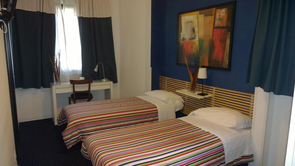 Almi Rooms ローマ 部屋 写真